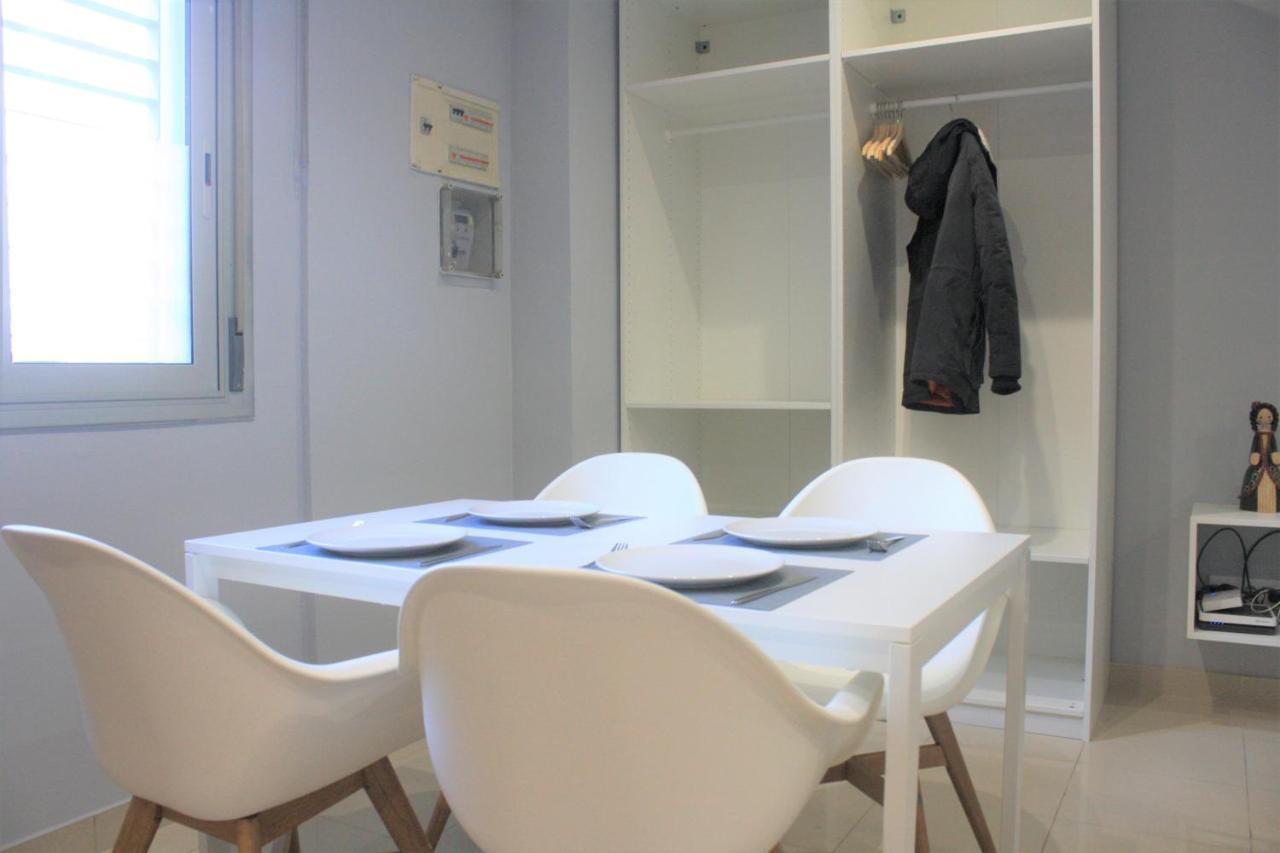 Alguera Hola Apartments Барселона Экстерьер фото